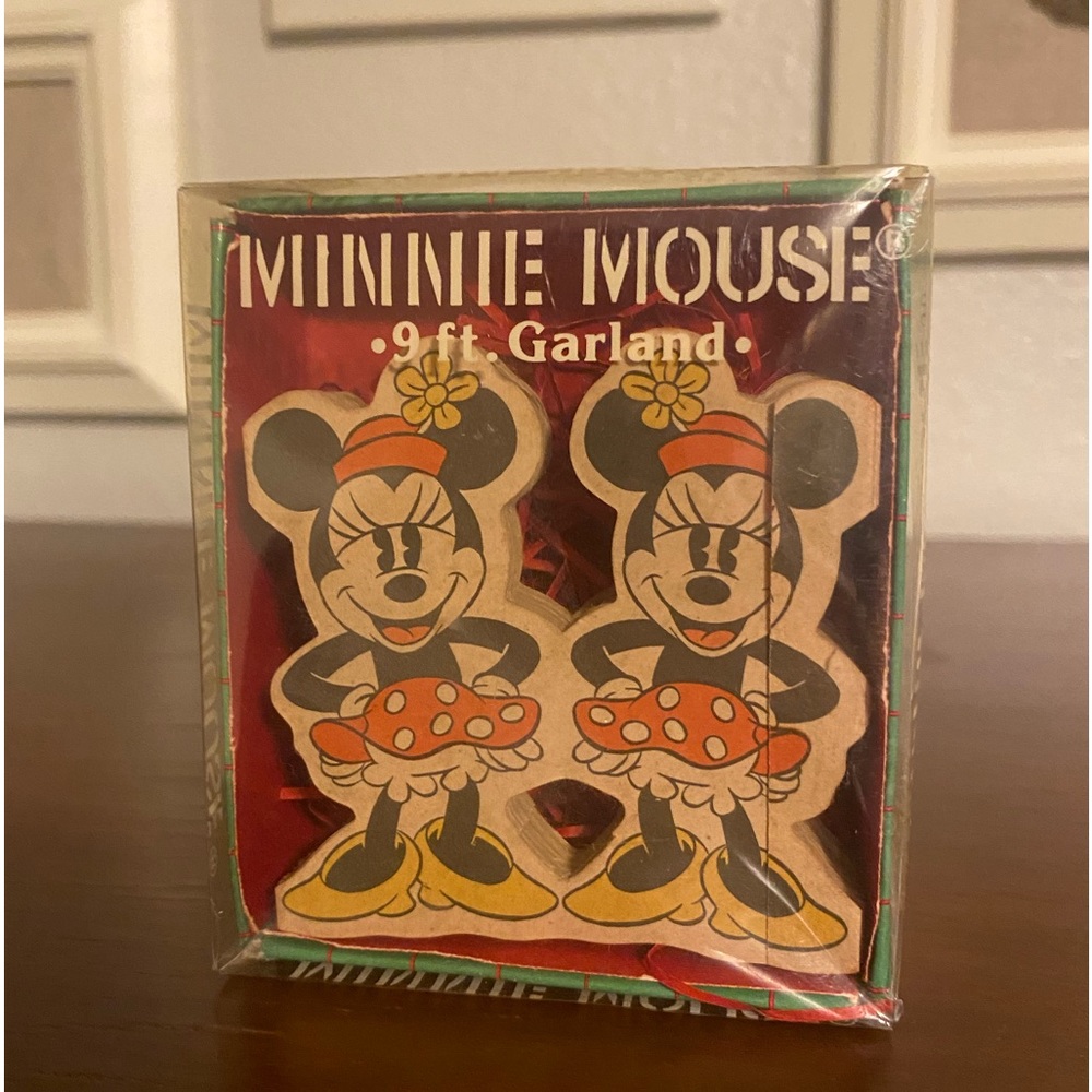 Vintage Minnie Mouse 9ft Garland With Original Box